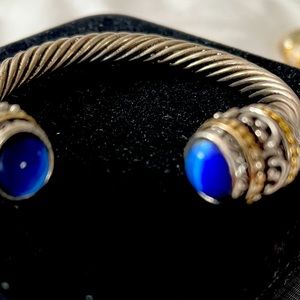 DESIGNER INSPIRED CABLE BRACELET WITH SAPPHIRE BLUE STONES